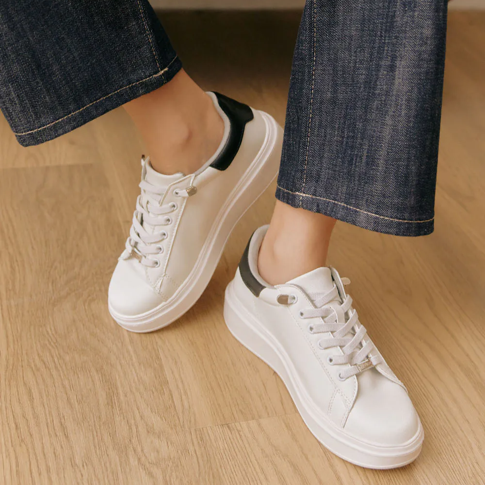 TU1244  超輕軟皮撞色免綁帶小白鞋【防潑水】(此款版型偏小, 建議選大一碼)