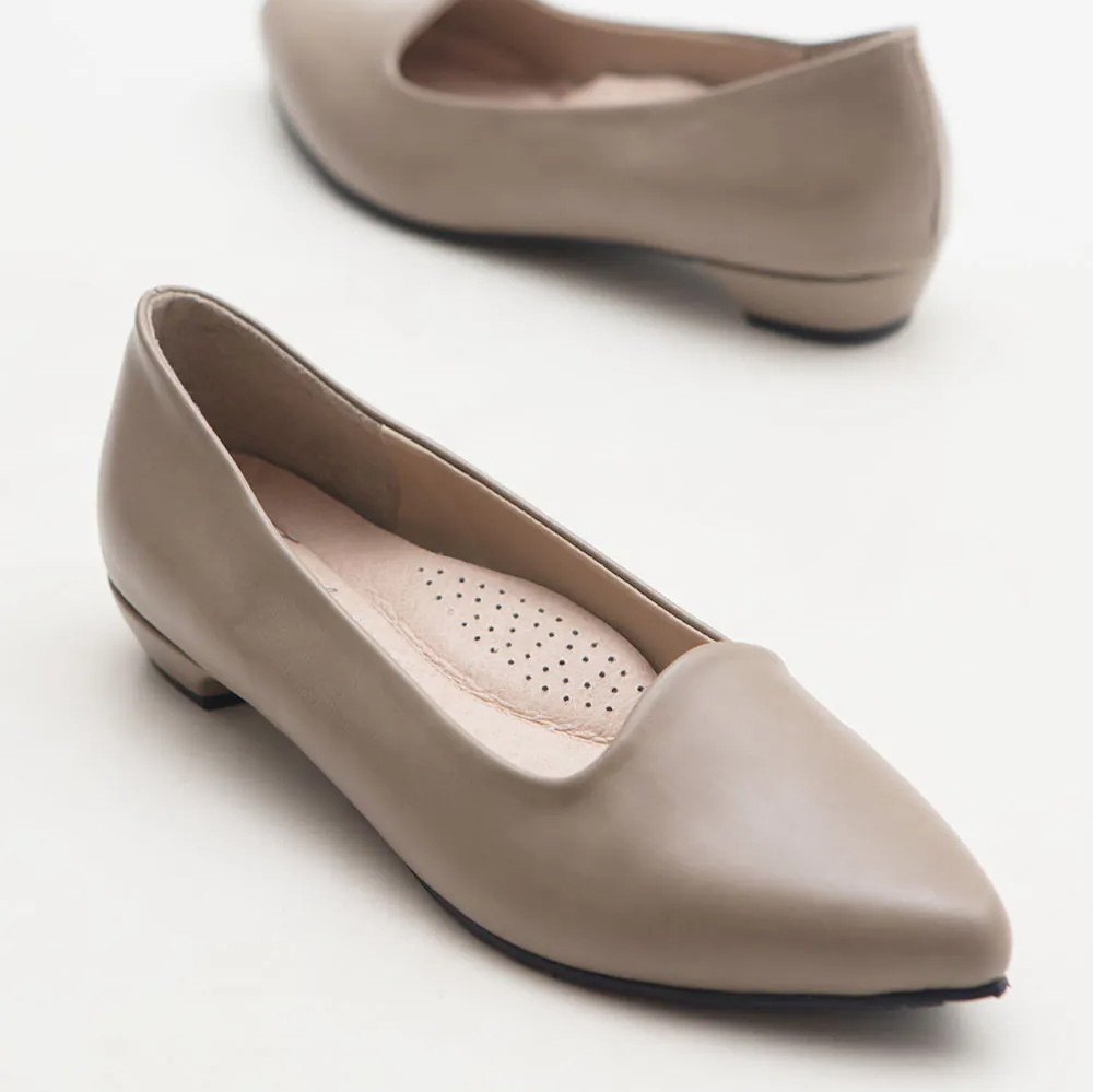 TU1107 微尖低跟超纖皮樂福鞋-