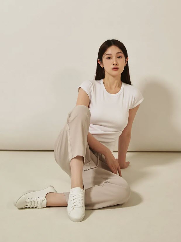 TU1166 超纖軟皮防潑水小白鞋