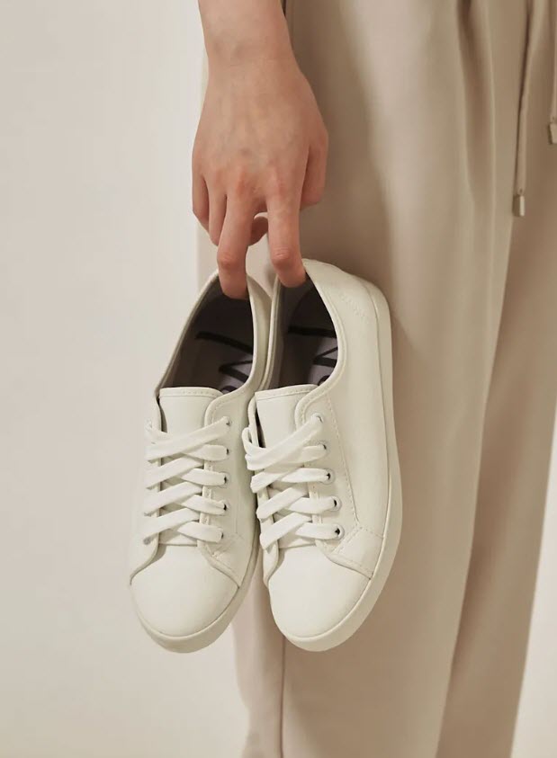 TU1166 超纖軟皮防潑水小白鞋