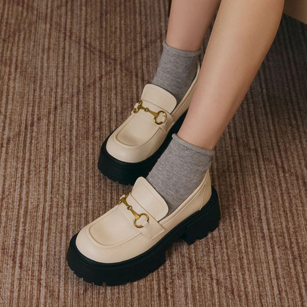 【新品結帳9折 | ~16/3止】AK1385 輕量厚底馬銜扣樂福鞋 (此款版型偏細)