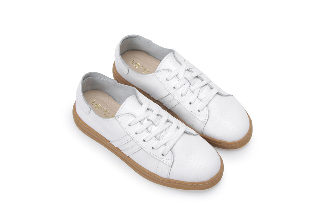 W2196 雙線拼裸色底真皮綁帶波鞋