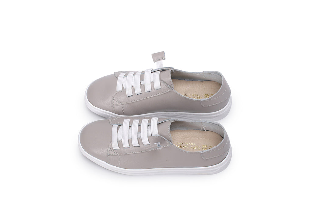 W2202 免綁帶真皮波鞋