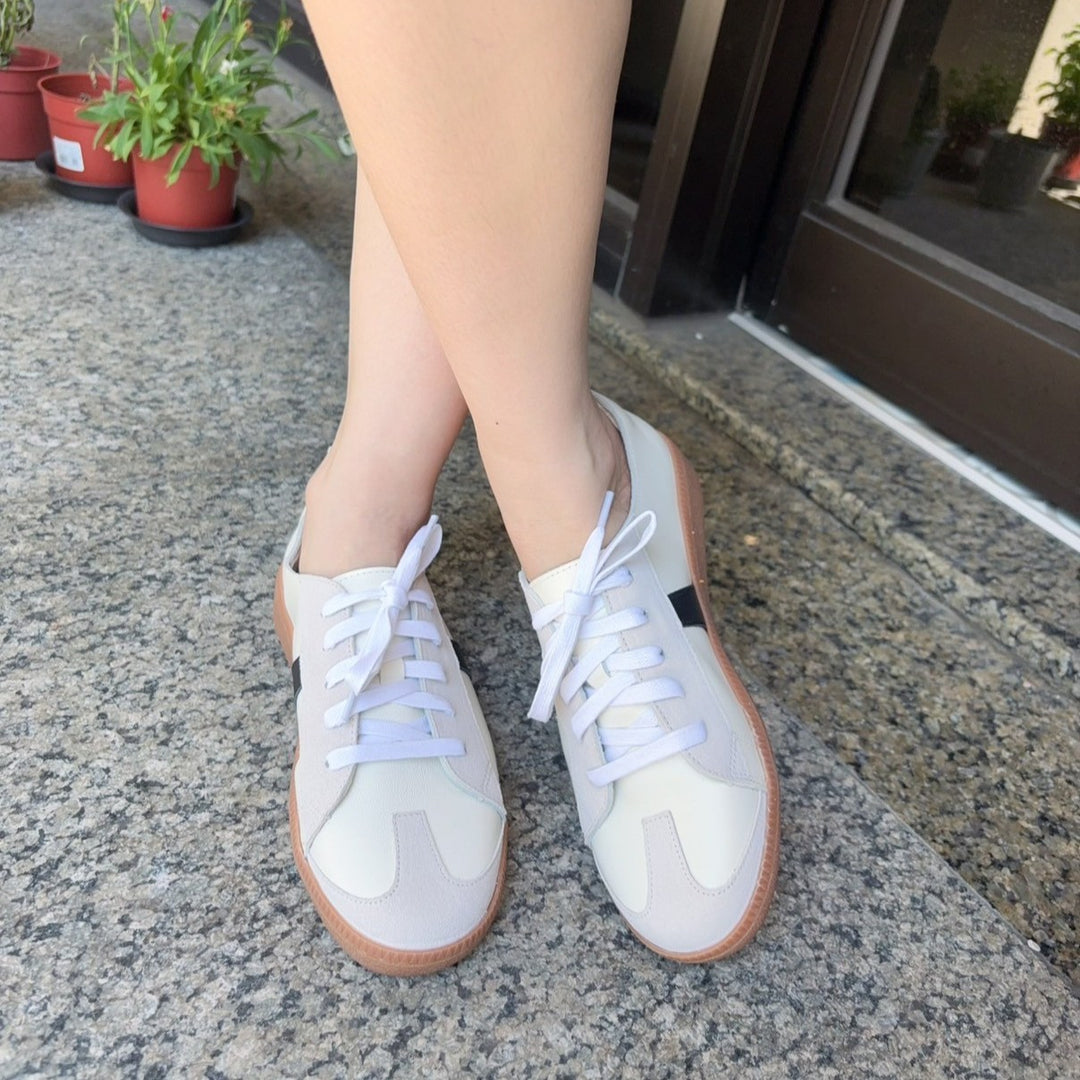 SC1026 【手工製作】防潑水真皮牛皮輕柔德訓鞋【防潑水】白黑