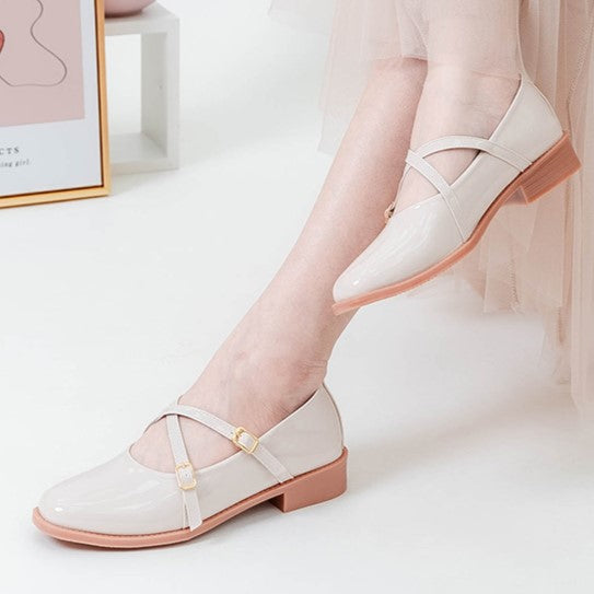 ER1261 亮面交叉帶瑪莉珍鞋(此款版型偏小, 建議選大一碼)