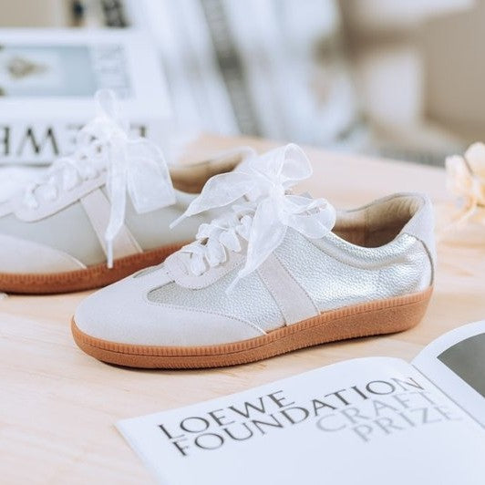 SC1024 防潑水牛皮芭蕾風德訓鞋(另附一般棉質鞋帶)【防潑水】 銀