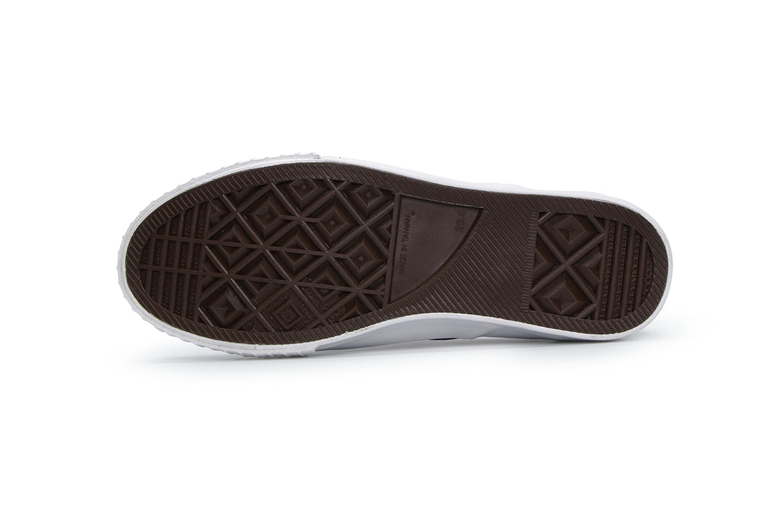 【斷碼特價】W1927 假綁帶孔彈性貝殼頭懶人鞋 深藍.